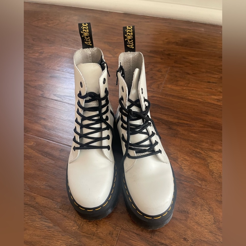 White platform Doc Martens size 6 female